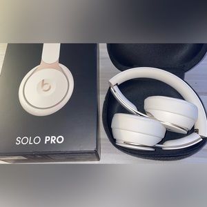 Beats solo pro 3